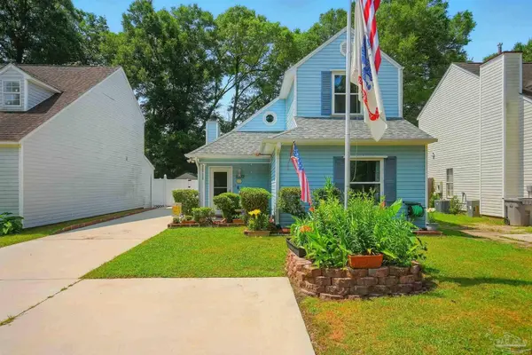 6997 Weatherwood Dr, Pensacola, FL 32506