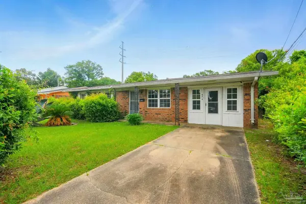 4494 Landes Dr, Pensacola, FL 32505
