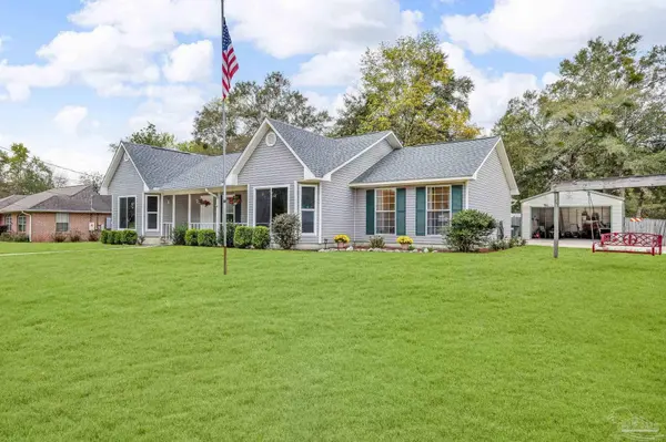 1500 Country Side Dr, Cantonment, FL 32533