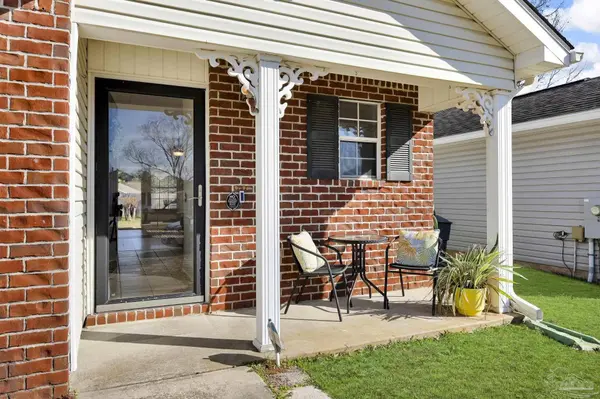 4031 Glenway Dr, Pensacola, FL 32526
