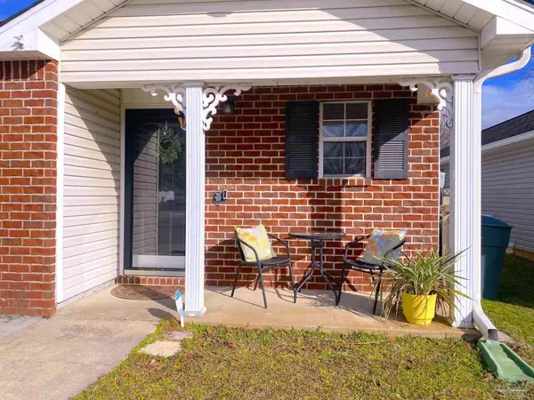 4031 Glenway Dr, Pensacola, FL 32526