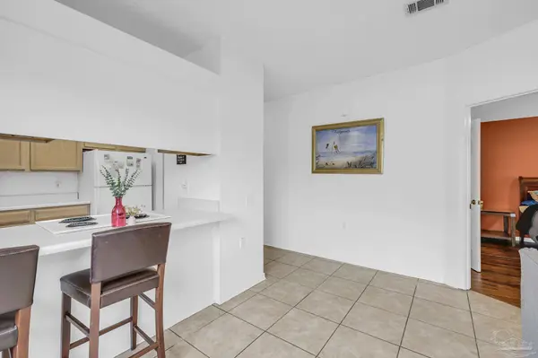 810 Hanover Dr, Pensacola, FL 32526
