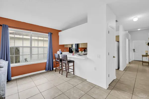 810 Hanover Dr, Pensacola, FL 32526