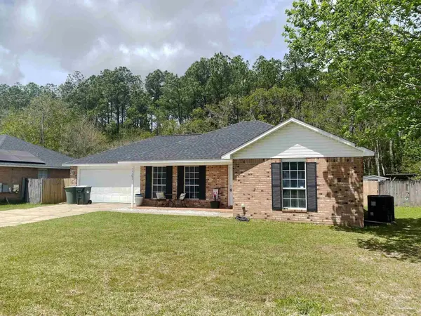 152 Carrier Dr, Pensacola, FL 32506