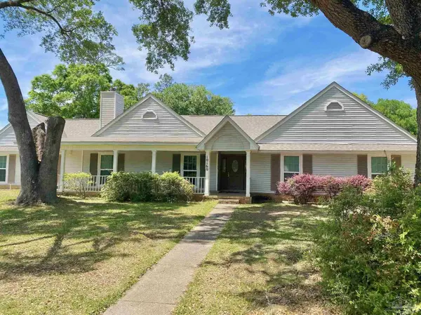 10160 Foxrun Rd, Pensacola, FL 32514
