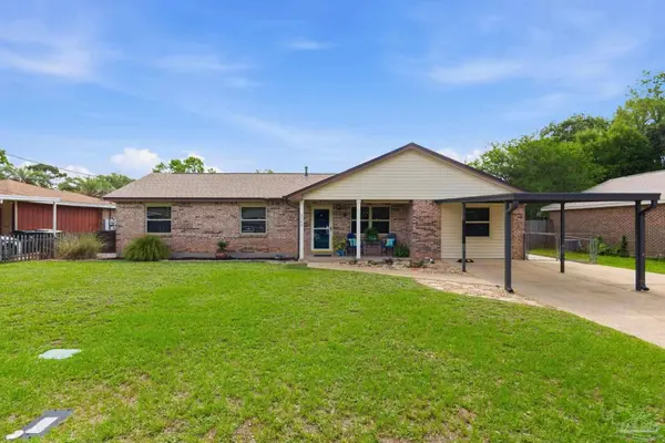5742 Graymont Ln, Pensacola, FL 32526