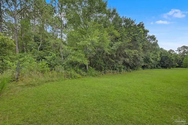 000 Stratford Rd, Pensacola, FL 32526