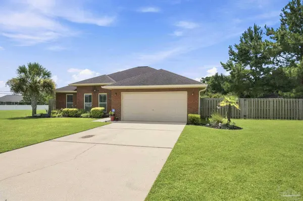 5764 Shady Glen Ct, Pace, FL 32571
