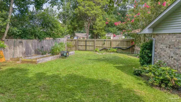 2520 Franciscan Dr, Pensacola, FL 32526
