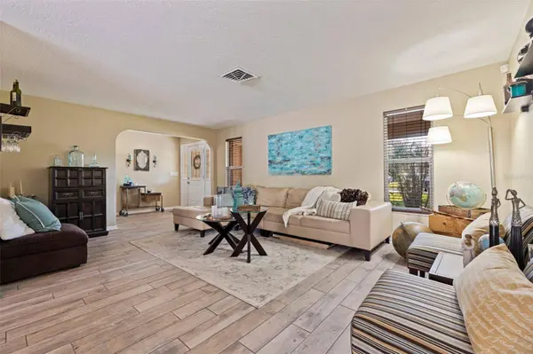 3138 FIESTA DR, Dunedin, FL 34698