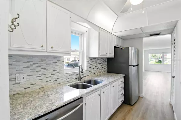 10035 63RD AVE N #12, St Petersburg, FL 33708