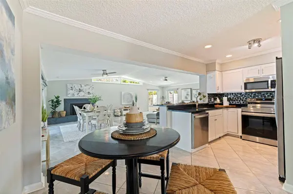 453 85TH AVE, St Pete Beach, FL 33706