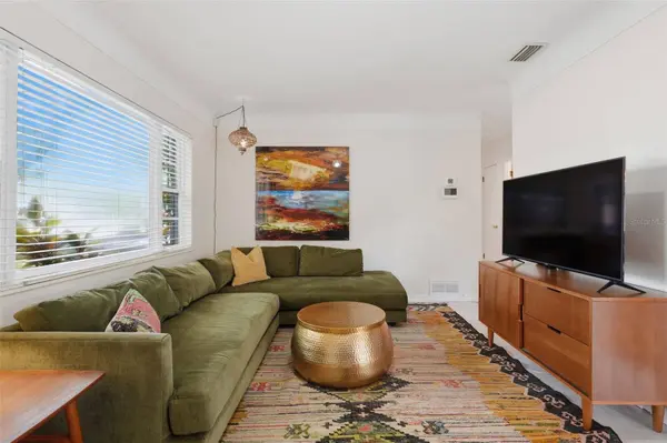 811 BAY VISTA BLVD S, St Petersburg, FL 33705