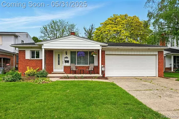 14846 Lakewood Drive, Plymouth Twp, MI 48170