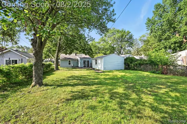 35600 Glen Street, Westland, MI 48186