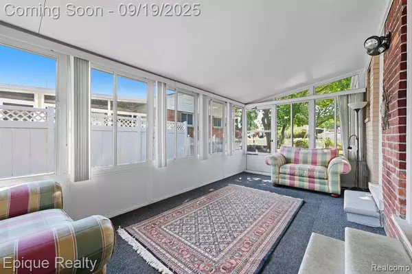 3085 Grange Road, Trenton, MI 48183