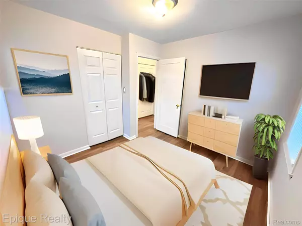 35600 Glen ST, Westland, MI 48186