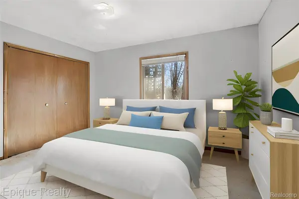 3813 Watuga ST, Commerce Charter Township, MI 48390