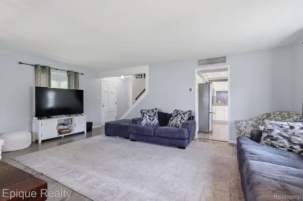 7441 Honeysuckle RD, West Bloomfield Charter Township, MI 48324
