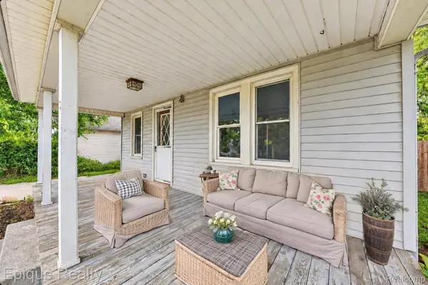 16167 Manchester AVE, Eastpointe, MI 48021