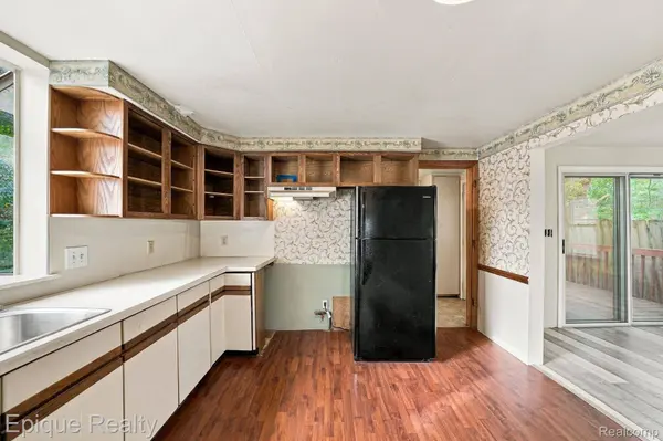 16167 Manchester AVE, Eastpointe, MI 48021