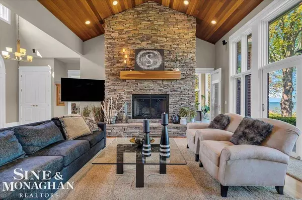 708 N Lakeshore Road, Port Sanilac Vlg, MI 48469