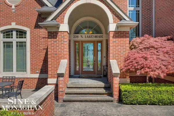 708 N Lakeshore Road, Port Sanilac Vlg, MI 48469