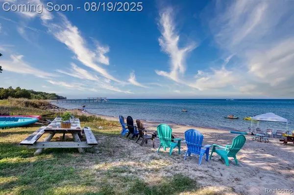 7180 2ND Street, Burtchville Twp, MI 48059