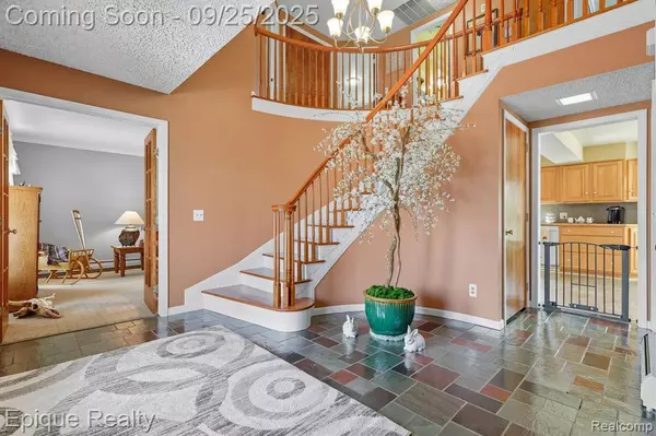 6742 Marsh Road, Cottrellville Twp, MI 48039