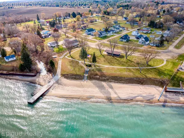 7520 Sunset BLVD, Lexington, MI 48450