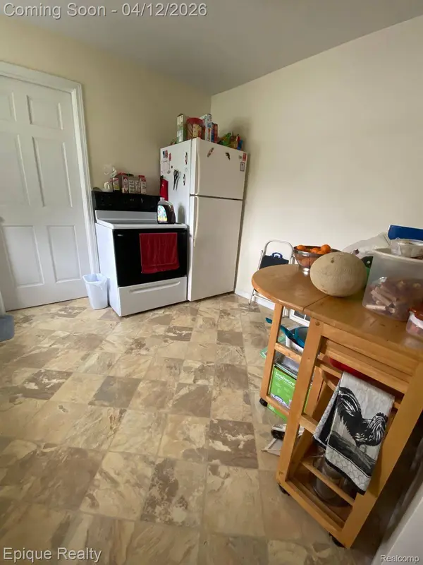 102 JEAN ST, Yale, MI 48097