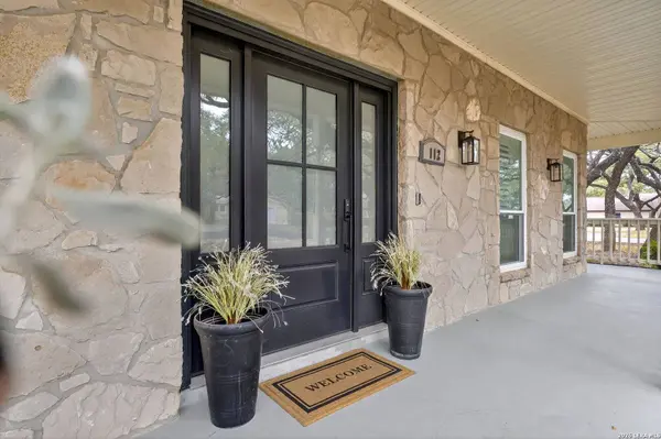 112 Stonegate S, Boerne, TX 78006