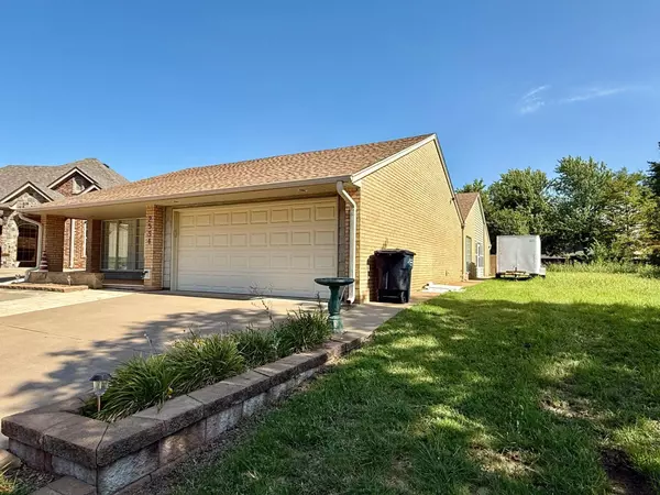 2534 Homestead Rd, Enid, OK 73703