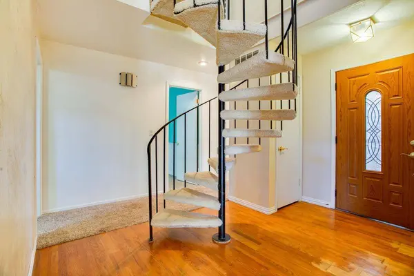 2001 Country Club Dr, Enid, OK 73703