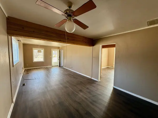 1722 N 3rd St, Enid, OK 73701