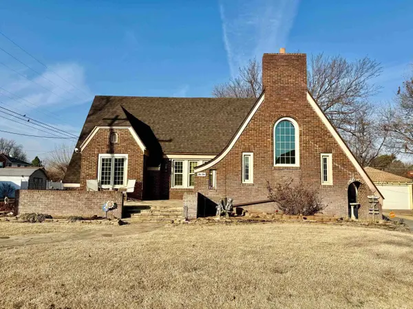 210 S Johnson St, Enid, OK 73703