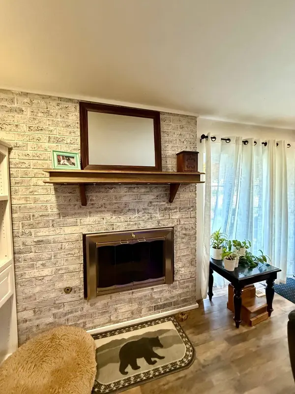 5801 Cedar Ridge Dr, Enid, OK 73703