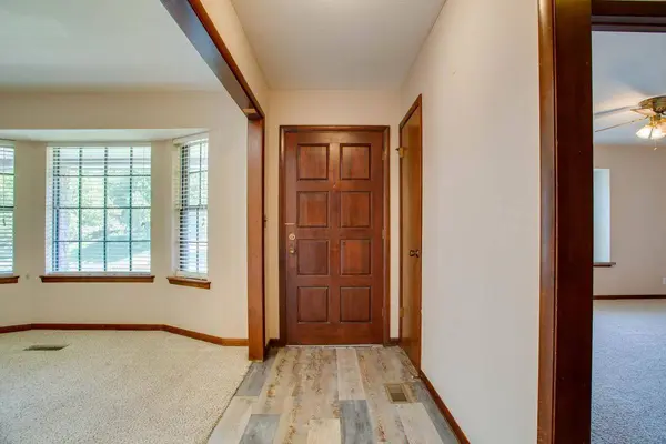 2814 Edgewood Dr, Enid, OK 73703