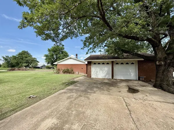 2329 W Colorado Ave, Enid, OK 73703