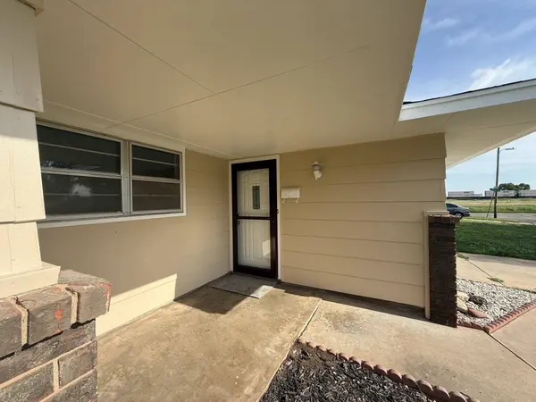 1414 N Ferguson St, Enid, OK 73701