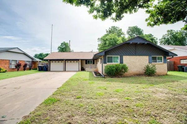1359 Munger Dr, Enid, OK 73703