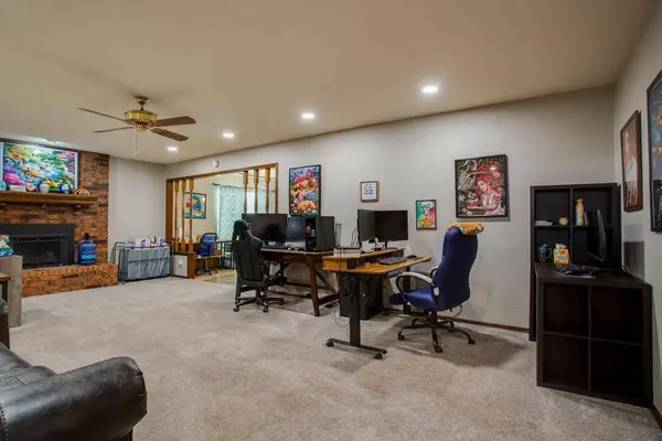 2405 Woodmoor Rd, Enid, OK 73703