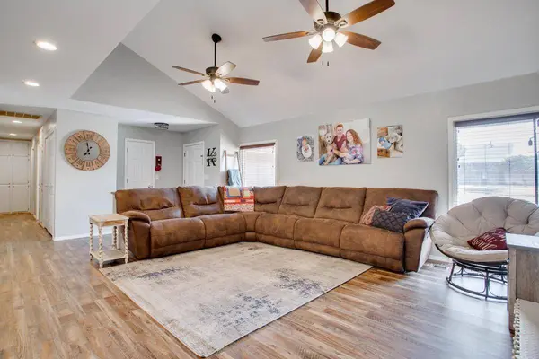 2410 Constitution Ave, Enid, OK 73703