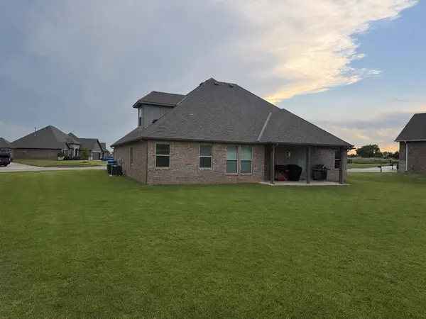 4911 Deerfield Ave, Enid, OK 73703