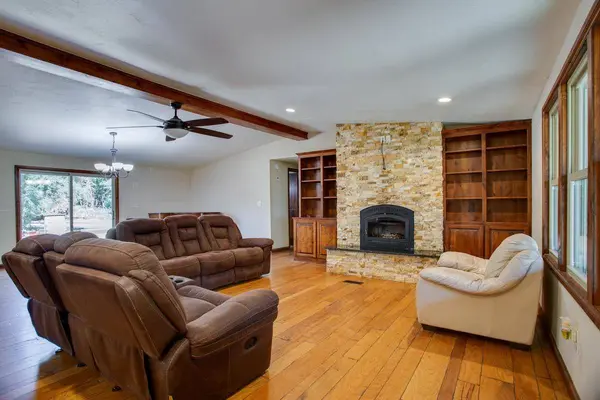 39673 S County Rd 265, Ringwood, OK 73768