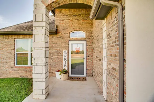 7005 Chisholm Ranch Dr, Enid, OK 73703