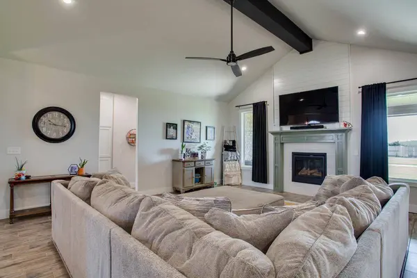 7005 Chisholm Ranch Dr, Enid, OK 73703