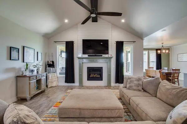 7005 Chisholm Ranch Dr, Enid, OK 73703