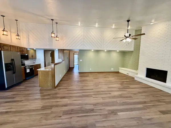 1711 Surrey Ln, Enid, OK 73703