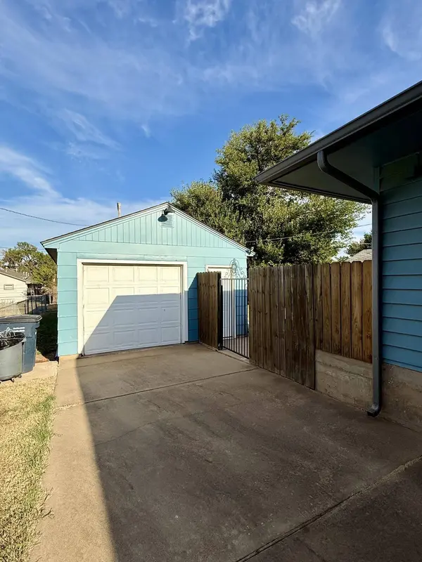 1625 N Adams St, Enid, OK 73701